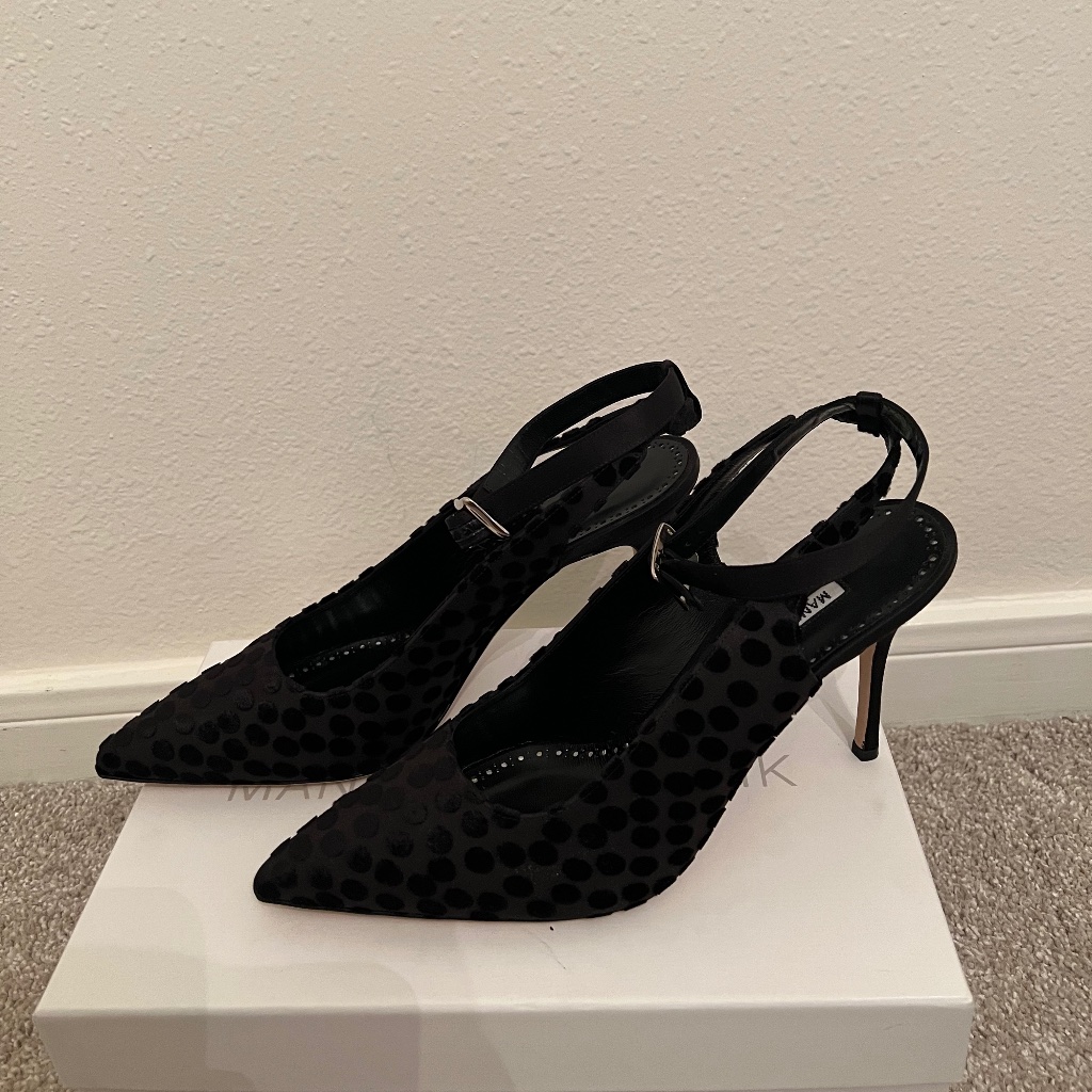 Brand New Manolo Blahnik Slingback Pumps Us 9